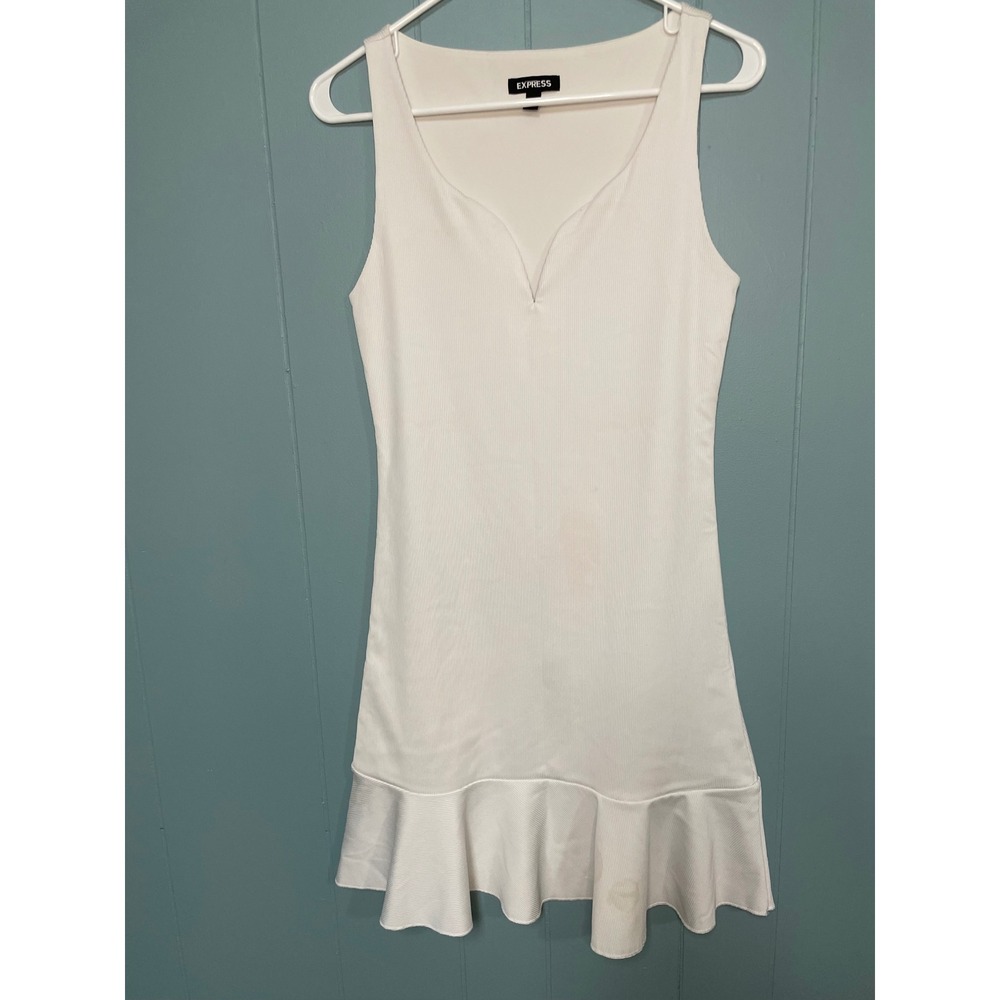 Express Dress Women Medium White Ribbed V-Neck Ruffle Hem Mini Sleeveless